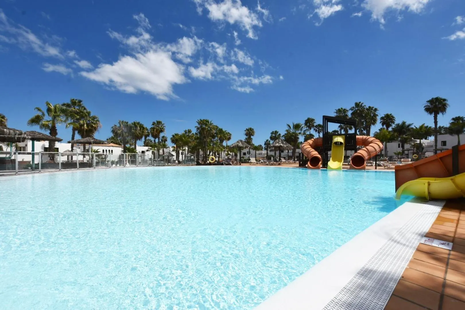 Book Jet - Oasis Dunas Apartment Relax & Maxi Pool Corralejo 0*,